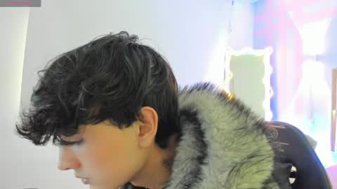 eidan_tay online show from April 15, 8:42 pm