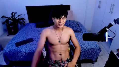 Snapshot of eiden_allenx1 chatting on September 22, 3:11 pm eiden_allenx1 online show from September 22, 3:11 pm