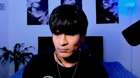 Snapshot of eiden_allenx1 chatting on October 10, 6:24 pm eiden_allenx1 online show from October 10, 6:24 pm
