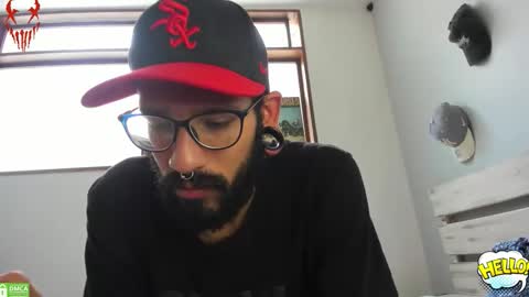 eithan_rune online show from April 5, 6:48 pm