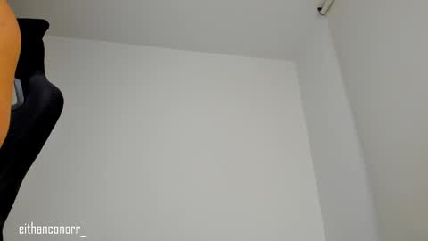 Snapshot of eithanconor1 chatting on October 30, 1:52 am EITHAN CONOR online show from October 30, 1:52 am