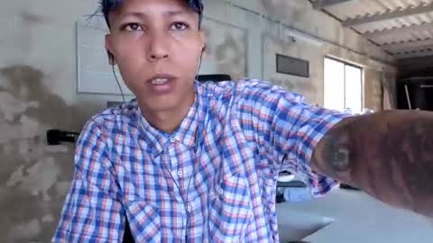 Snapshot of elchicletv chatting on September 21, 2:50 pm El CHICLE TV - SHOW online show from September 21, 2:50 pm