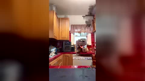 EL-Disiac online show from March 23, 11:10 pm