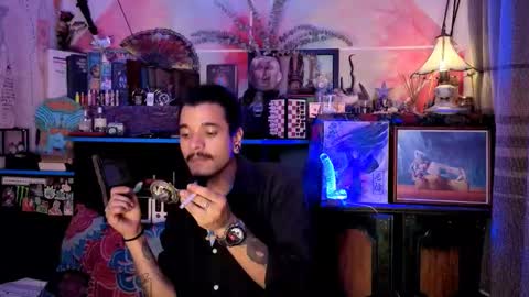 Sir Eleazar online show from January 18, 8:05 am