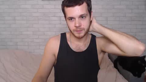 Snapshot of electric_smile chatting on October 18, 2:00 pm Alex online show from October 18, 2:00 pm