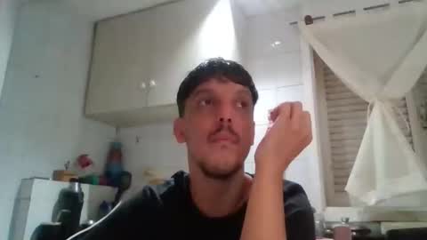 Snapshot of electrodreams chatting on October 6, 12:37 am electrodreams online show from October 6, 12:37 am