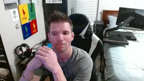 Walker online show from April 7, 1:27 am