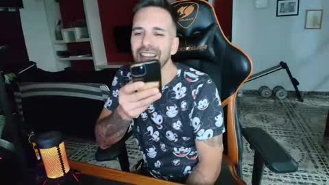 Snapshot of elfetas chatting on December 14, 4:23 am elfetas online show from December 14, 4:23 am