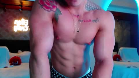 Snapshot of elian_craig chatting on September 26, 5:54 pm Elian online show from September 26, 5:54 pm