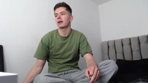 Elian online show from March 28, 8:09 pm