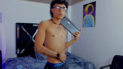 Elias Ferragamo online show from December 16, 3:57 am