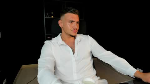 ElijahThorne online show from April 6, 10:05 am