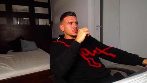 ElijahThorne online show from March 13, 7:16 am