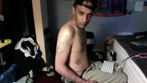 elisharay95 online show from April 28, 8:24 pm