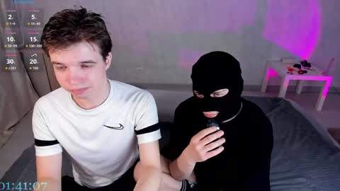 elliot_winki online show from May 13, 7:00 pm