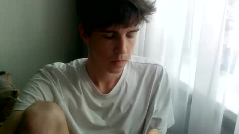 Elliot Damri online show from June 10, 3:34 pm