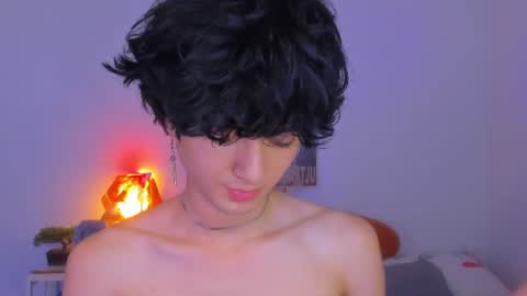 elliotvolkov online show from June 13, 5:55 pm