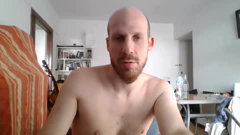 Snapshot of elmatirestrepo chatting on December 27, 2:01 pm Mati Restrepo online show from December 27, 2:01 pm