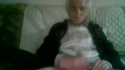 elmo191271 online show from March 2, 1:29 pm