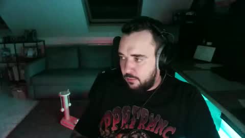 Elmo online show from November 4, 9:05 pm