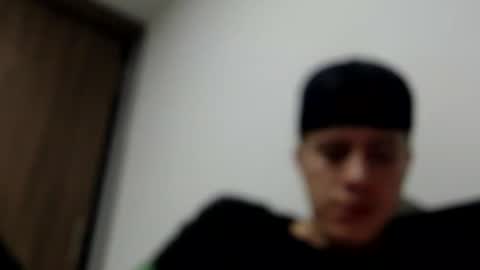 elmono33 online show from November 7, 9:12 am