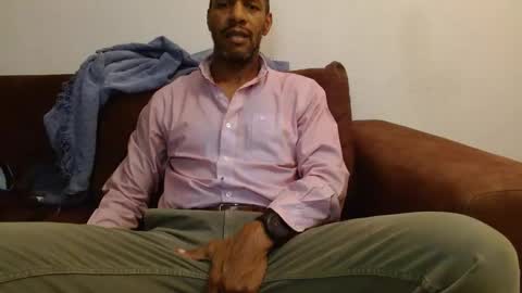 Snapshot of elmorenazogt chatting on March 11, 2:54 am My name is Elmore. Please say hello I like to chat with you. If you have requests or dirty talk please use tip online show from March 11, 2:54 am