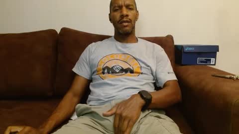 Snapshot of elmorenazogt chatting on March 6, 3:02 am My name is Elmore. Please say hello I like to chat with you. If you have requests or dirty talk please use tip online show from March 6, 3:02 am