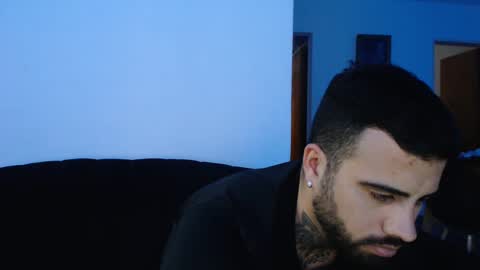 Snapshot of elturrodelsexo chatting on September 17, 9:16 pm elturrodelsexo online show from September 17, 9:16 pm