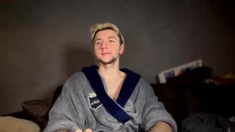 Elvin Vaenight online show from February 28, 9:36 pm