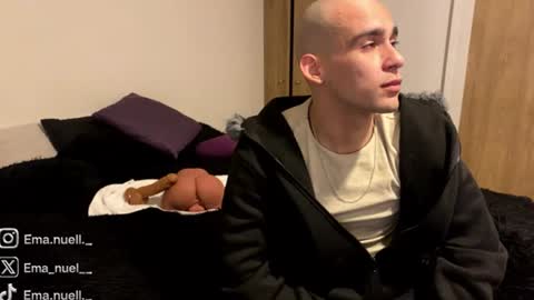 emanuell___ online show from July 19, 11:55 pm