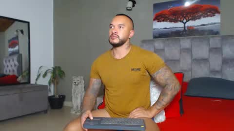 emanuelspencer online show from October 7, 12:59 am