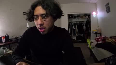 Snapshot of embersboudoir chatting on October 17, 1:53 am embersboudoir online show from October 17, 1:53 am