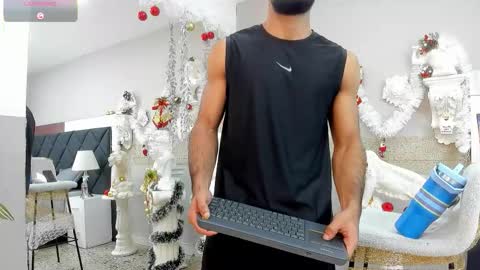 Emilio online show from December 5, 11:28 am