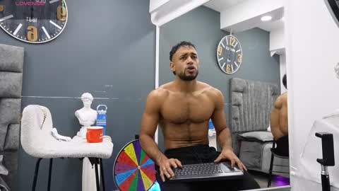 Emilio online show from April 28, 11:04 am