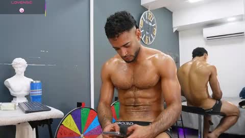 Emilio online show from April 25, 1:41 pm