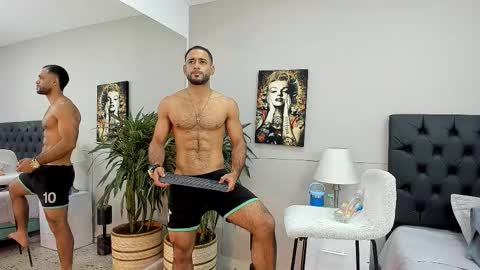 Snapshot of emilio_brandon chatting on October 7, 11:03 am Emilio online show from October 7, 11:03 am