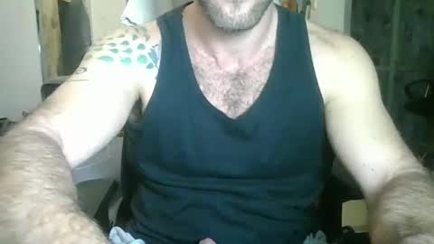 EmilioZem8 online show from December 12, 11:47 pm