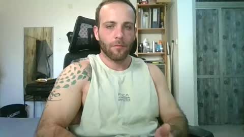 EmilioZem8 online show from February 1, 7:36 am