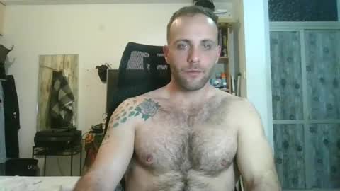 EmilioZem8 online show from March 7, 9:40 am