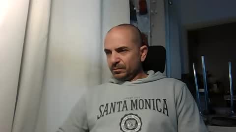 Ariel online show from April 7, 6:35 am