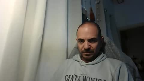 Ariel online show from April 10, 8:10 am