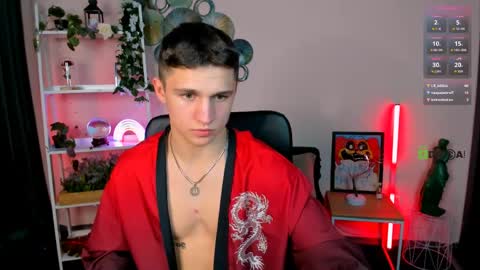 Emmi online show from April 5, 7:10 pm