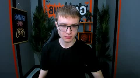 Emmit online show from April 25, 11:24 am