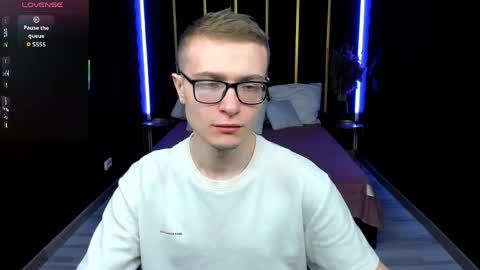 Emmit online show from May 7, 10:37 am