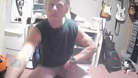 Snapshot of empirikal1 chatting on January 25, 8:53 pm empirikal1 online show from January 25, 8:53 pm