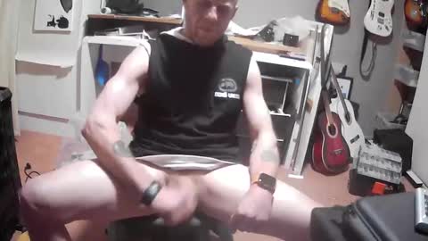 Snapshot of empirikal1 chatting on September 20, 7:58 pm empirikal1 online show from September 20, 7:58 pm