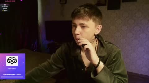 emveeboy96 online show from April 19, 7:52 am