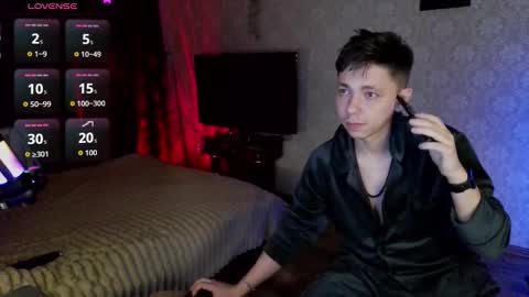 emveeboy96 online show from January 5, 10:02 pm