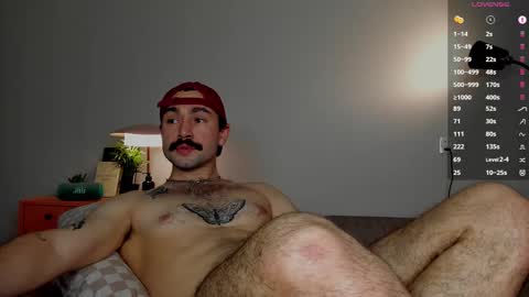 Snapshot of enen_glo chatting on February 20, 3:19 pm Enen online show from February 20, 3:19 pm