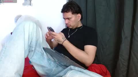 enrique online show from April 10, 3:13 am